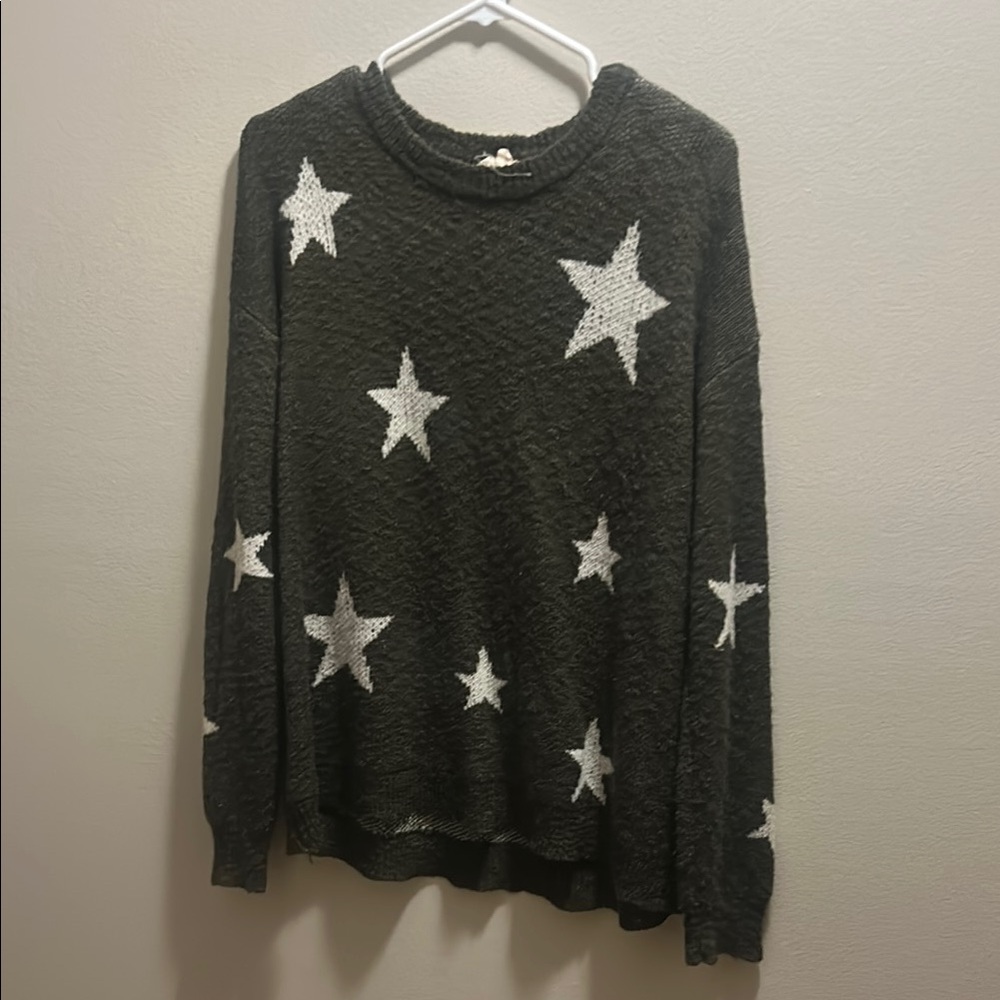 Star Patterned Green Sweater